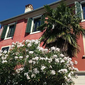 Rovinj's Flowers Apartman